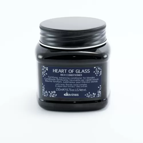 2-Davines---Balsam-fortifiant-si-consolidant-pentru-par-blond-natural-sau-vopsit---Heart-of-Glass-Rich-Conditioner