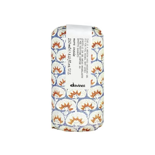 5-Davines---Gel-pentru-coafarea-parului-cu-rezistenta-medie--This-is-a-Medium-Hold-Modeling-Gel