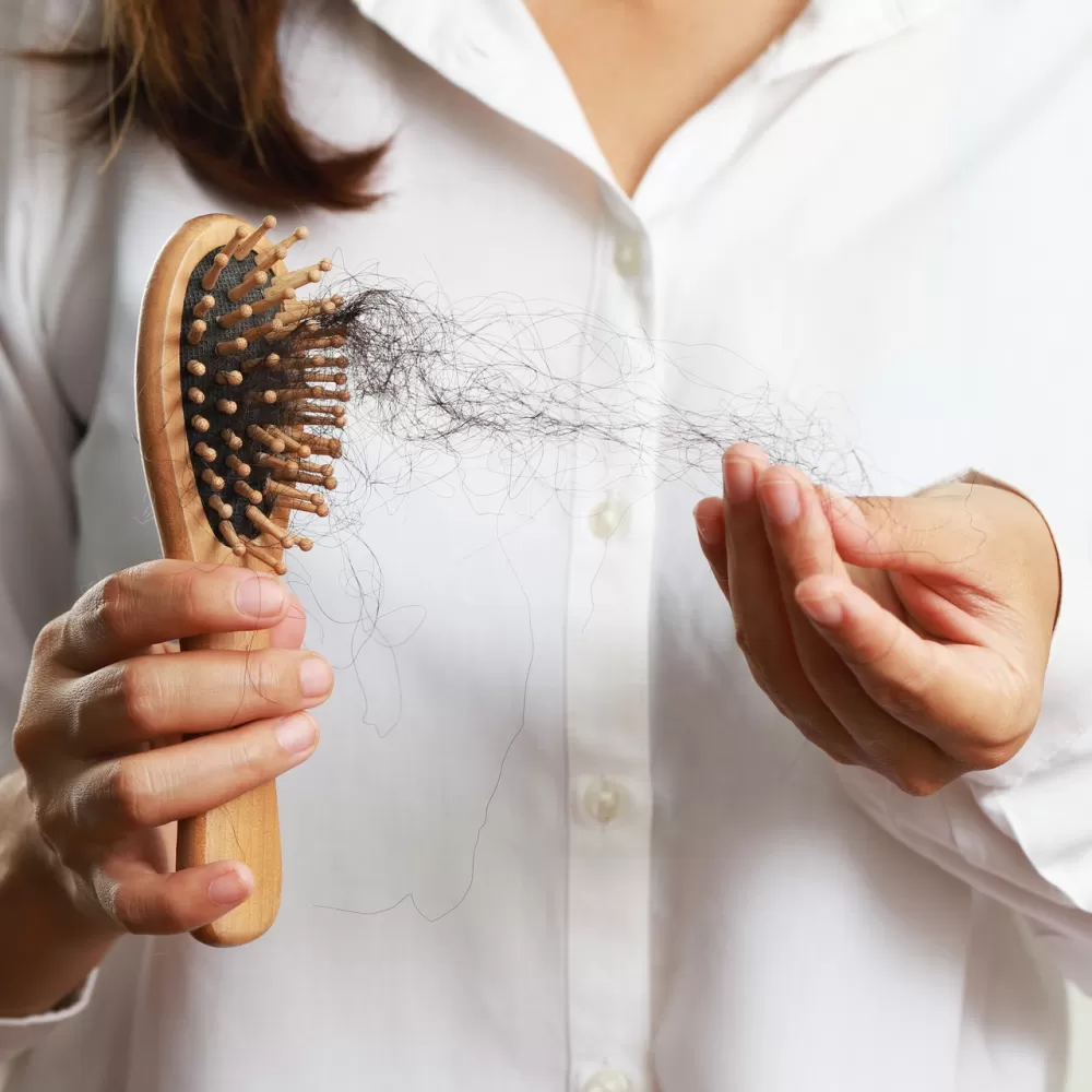 Tipuri și cauze ale căderii părului: Ghid complet