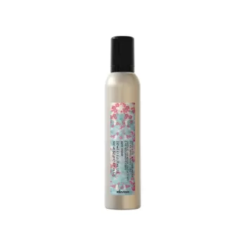Davines - Spumă pentru păr ondulat și creț cu fixare medie - Curl Moisturizing Mousse-1